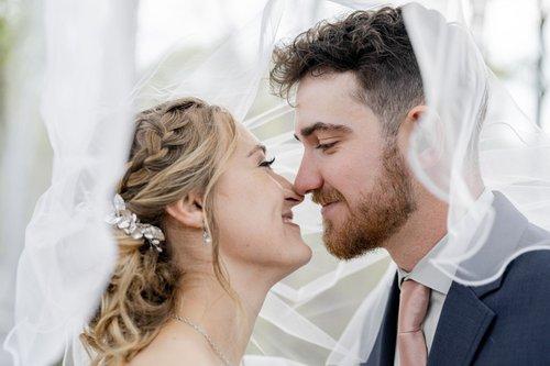 mobile - carousel-hero-element image-0